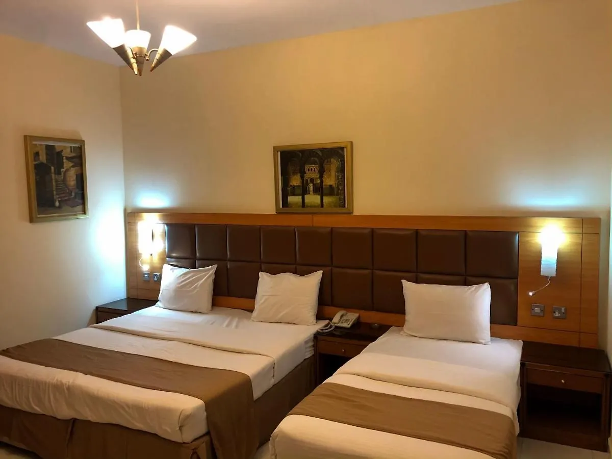 New Royal Mark Hotel Apartments دبي 2*,  الإمارات العربية المتحدة