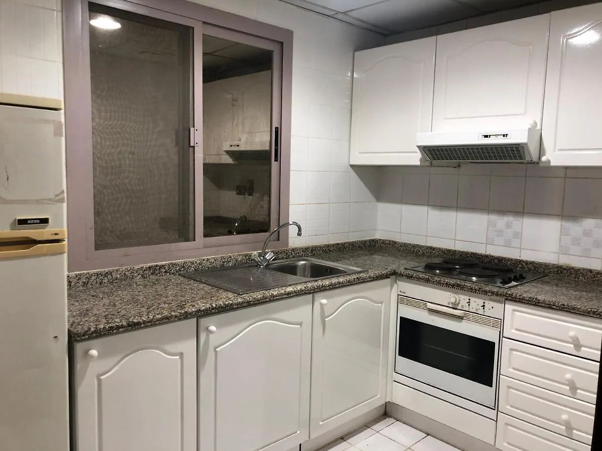 New Royal Mark Hotel Apartments دبي